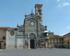 Facciata del Duomo di Prato