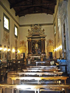 Santuario Santa Maria del Giglio (interno)